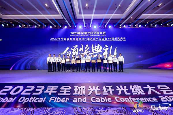 面向生命健康,绿色节能的新一代光纤涂料 ——飞凯51漫画
发布第三代光纤涂料R系列产品 面向生命健康,绿色节能的新一代光纤涂料 ——飞凯51漫画
发布第三代光纤涂料R系列产品